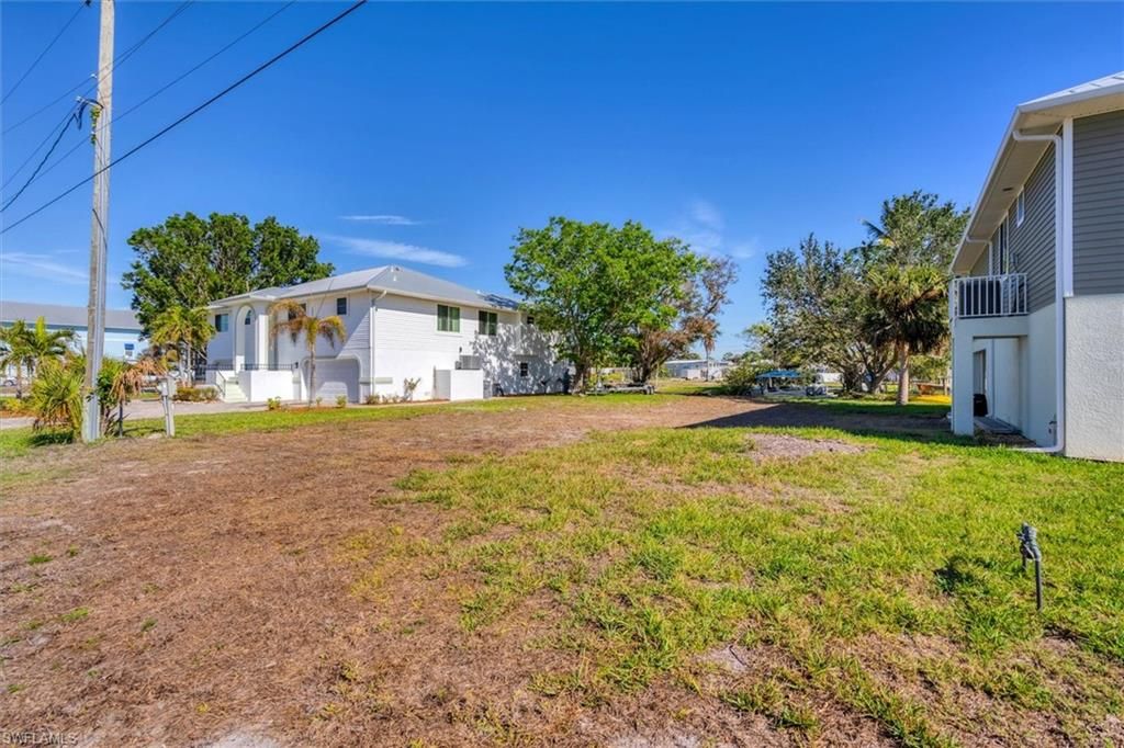 24538 Redfish ST, BONITA SPRINGS, FL 34134 — photo 3