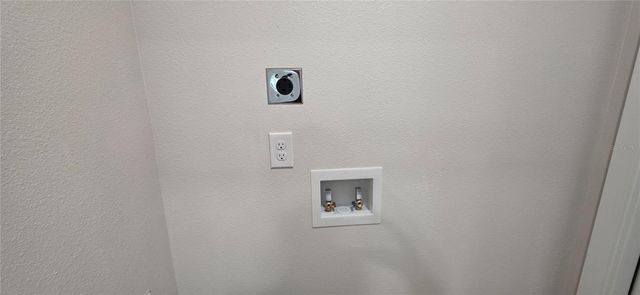 531 N WELLINGTON DRIVE, Deltona, FL 32725