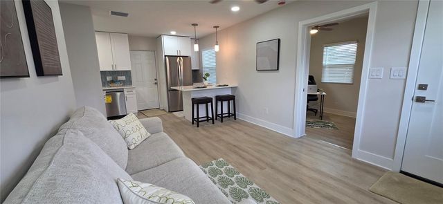 531 N WELLINGTON DRIVE, Deltona, FL 32725