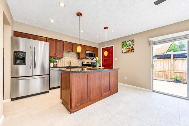 9265 Westwood Village Drive 49, Houston, TX 77036