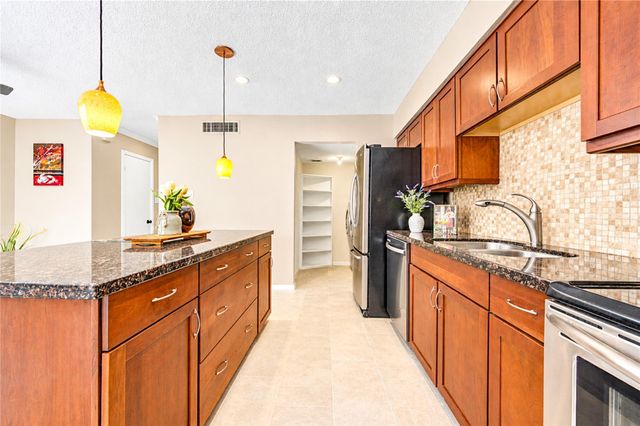 9265 Westwood Village Drive 49, Houston, TX 77036