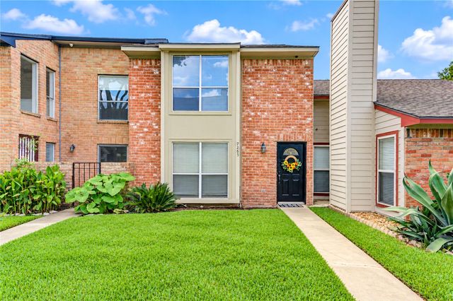 9265 Westwood Village Drive 49, Houston, TX 77036