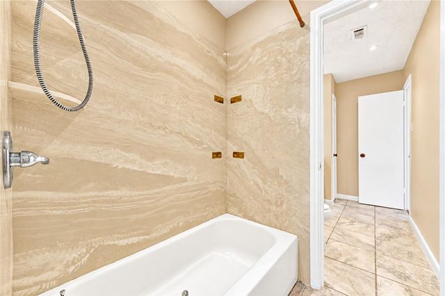 9265 Westwood Village Drive 49, Houston, TX 77036
