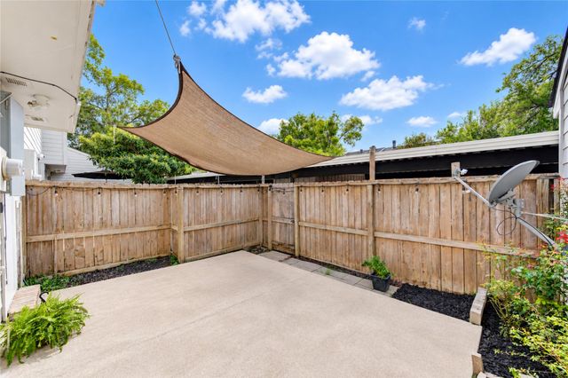 9265 Westwood Village Drive 49, Houston, TX 77036