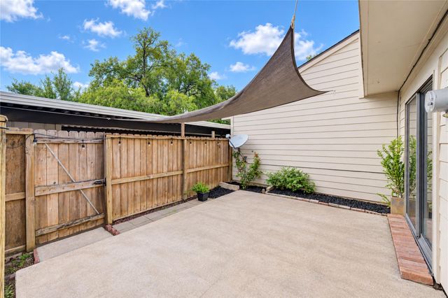 9265 Westwood Village Drive 49, Houston, TX 77036