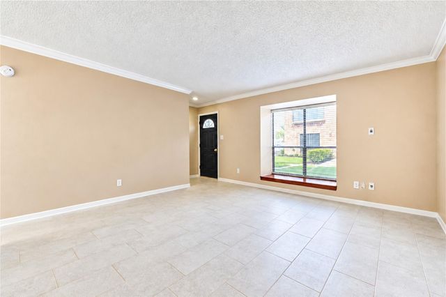 9265 Westwood Village Drive 49, Houston, TX 77036