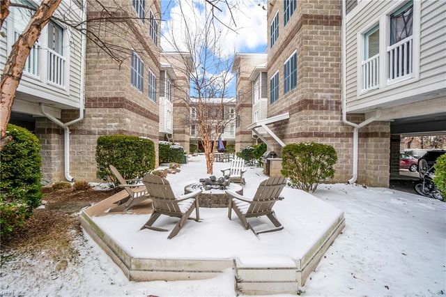 7922 Shore Dr Apt 200, Norfolk, VA 23518