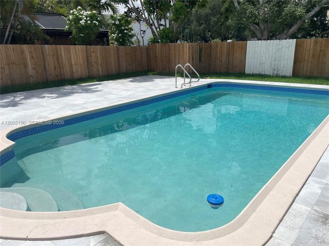 4241 Thomas Street, Hollywood, FL 33021