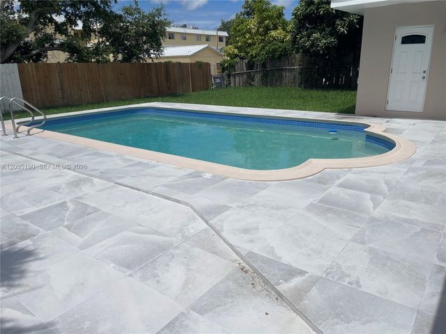 4241 Thomas Street, Hollywood, FL 33021