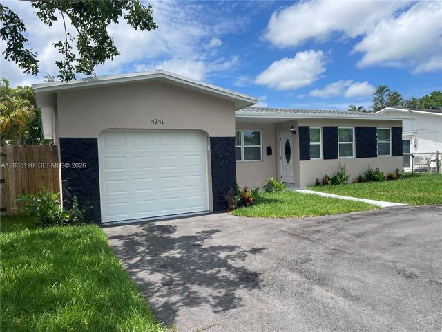 4241 Thomas Street, Hollywood, FL 33021