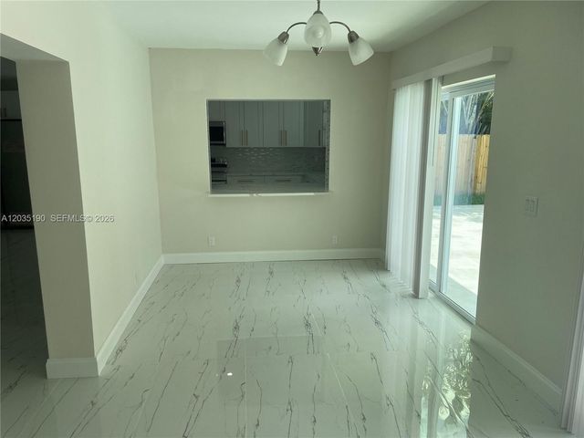 4241 Thomas Street, Hollywood, FL 33021