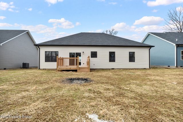 211 Alreva Rd, Louisville, KY 40216