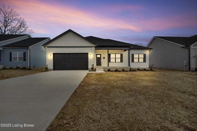 211 Alreva Rd, Louisville, KY 40216