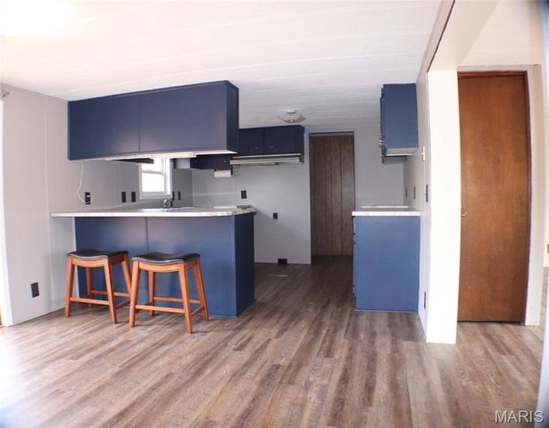 17 Deeker Lane, New Florence, MO 63363