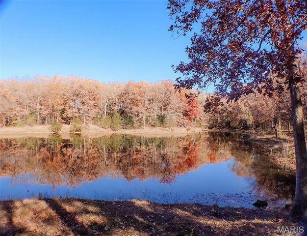 17 Deeker Lane, New Florence, MO 63363