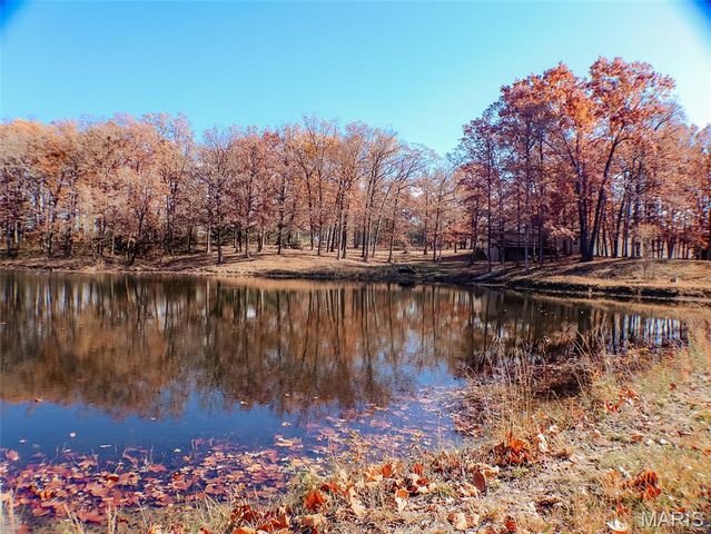 17 Deeker Lane, New Florence, MO 63363