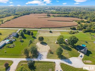 9720 86TH Street Court West, Taylor Ridge, IL 61284