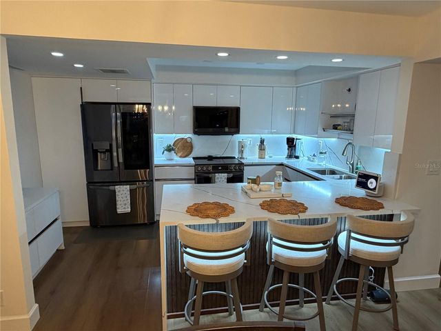 1480 GULF BOULEVARD 309, Clearwater Beach, FL 33767