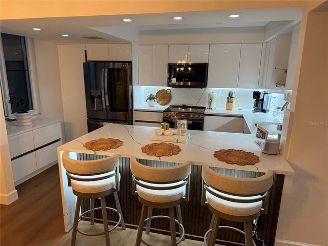 1480 GULF BOULEVARD 309, Clearwater Beach, FL 33767
