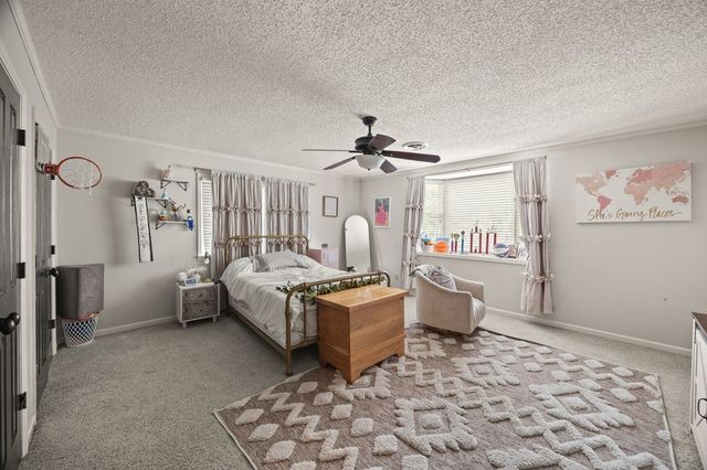 721 Valley Dr, Livingston, TN 38570