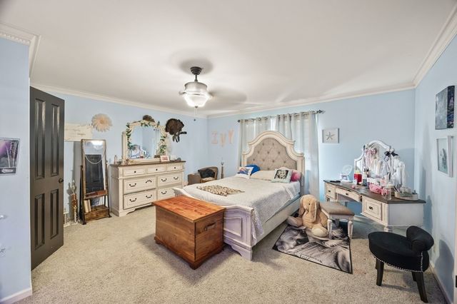 721 Valley Dr, Livingston, TN 38570