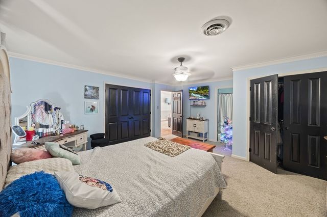 721 Valley Dr, Livingston, TN 38570