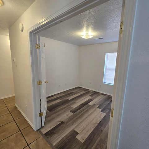 8204 Tangerine Place NW, Albuquerque, NM 87120