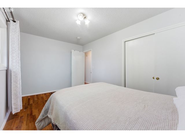 13045 Sw CASTLEWOOD St, Beaverton, OR 97005