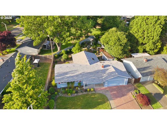 13045 Sw CASTLEWOOD St, Beaverton, OR 97005