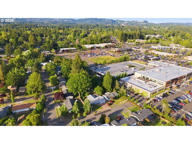 13045 Sw CASTLEWOOD St, Beaverton, OR 97005