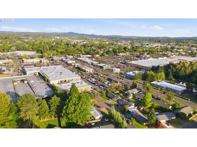 13045 Sw CASTLEWOOD St, Beaverton, OR 97005