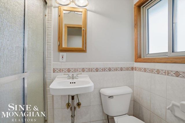 1350 Oakland Avenue, Saint Clair, MI 48079