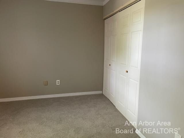4299 Pine Ridge Court, Ann Arbor, MI 48105