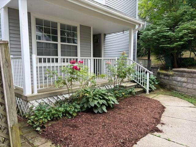 4299 Pine Ridge Court, Ann Arbor, MI 48105