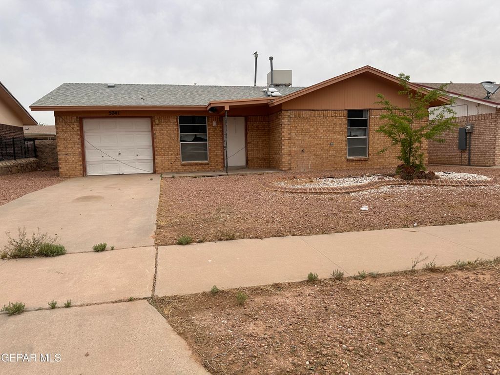 5741 CORSICANA Avenue, El Paso, TX 79924