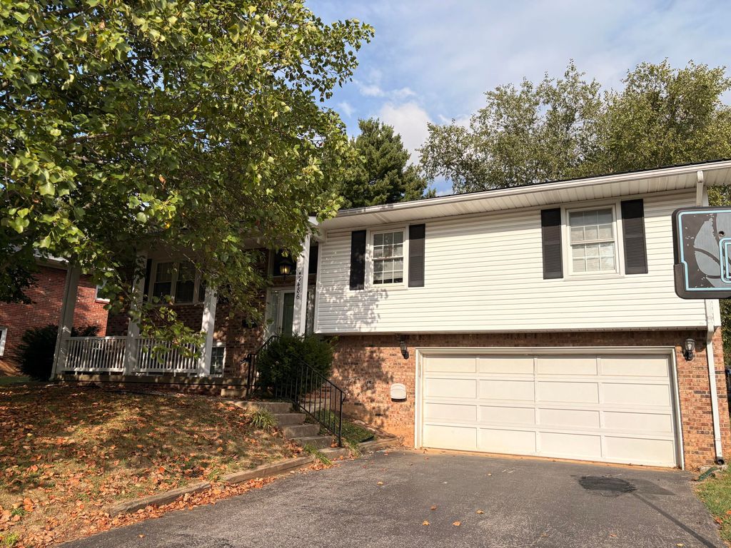 3486 Ormond Circle, Lexington, KY 40517