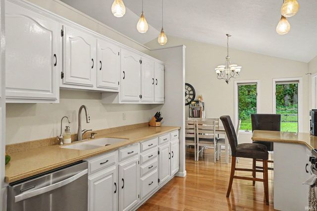 17527 County Road 14, Goshen, IN 46528