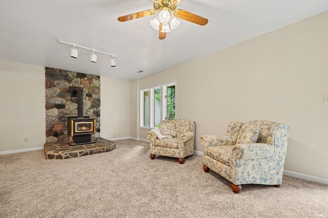 17527 County Road 14, Goshen, IN 46528