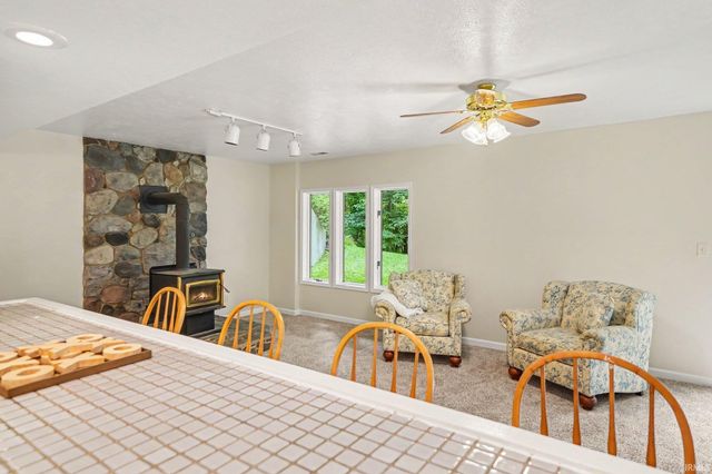 17527 County Road 14, Goshen, IN 46528