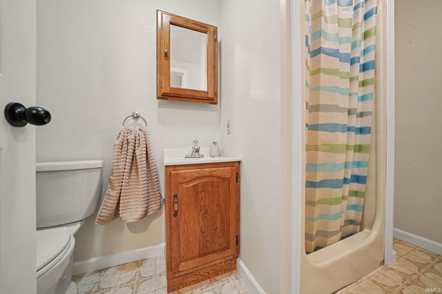 17527 County Road 14, Goshen, IN 46528
