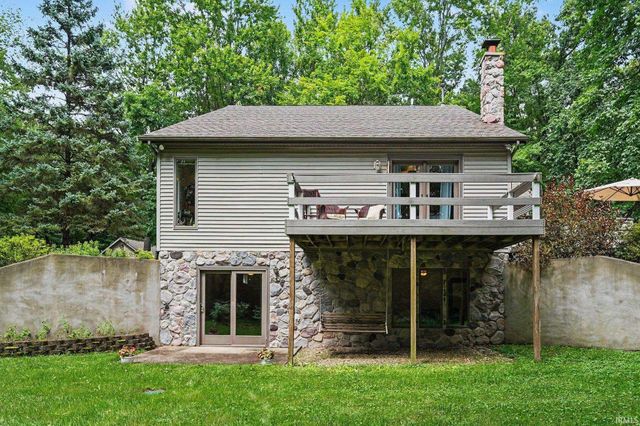 17527 County Road 14, Goshen, IN 46528