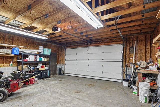 17527 County Road 14, Goshen, IN 46528