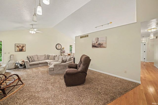 17527 County Road 14, Goshen, IN 46528
