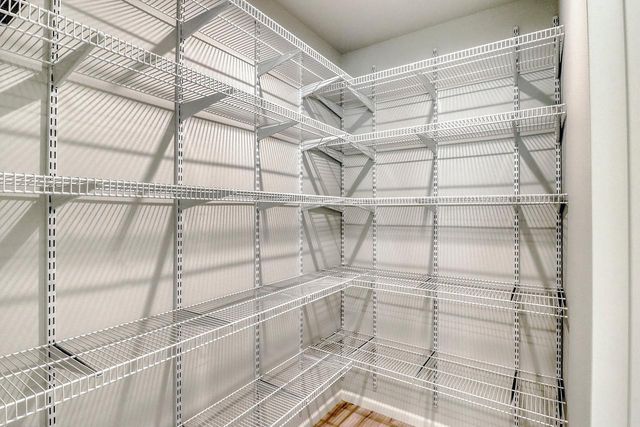 3521 Grandwood Drive N, Fargo, ND 58102