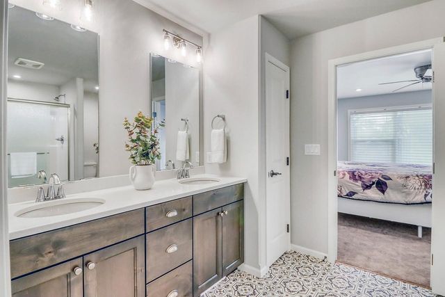 3521 Grandwood Drive N, Fargo, ND 58102