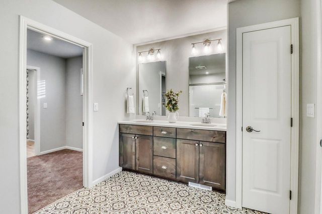 3521 Grandwood Drive N, Fargo, ND 58102