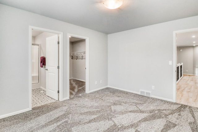 3521 Grandwood Drive N, Fargo, ND 58102