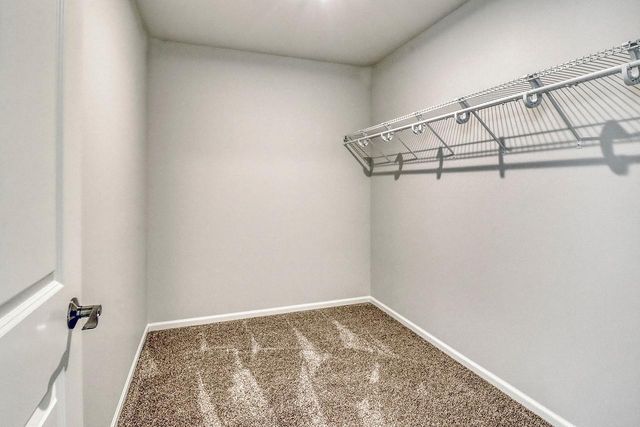 3521 Grandwood Drive N, Fargo, ND 58102