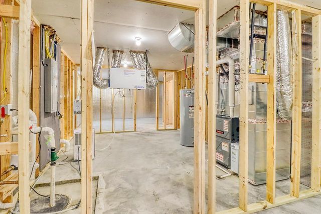 3521 Grandwood Drive N, Fargo, ND 58102