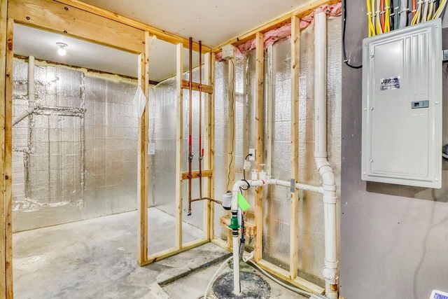 3521 Grandwood Drive N, Fargo, ND 58102